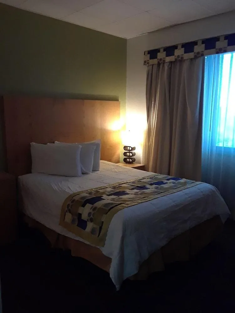 *** Hotel Howard Johnson By Wyndham San Juan Centro Cardiovascular Puerto Rico